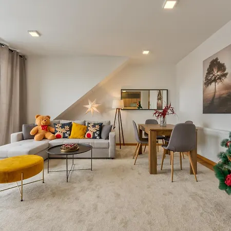 Apartment Infinity View